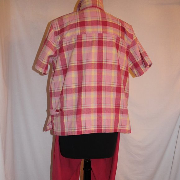 Woolrich capris & C & B shirt - Picture 8 of 8